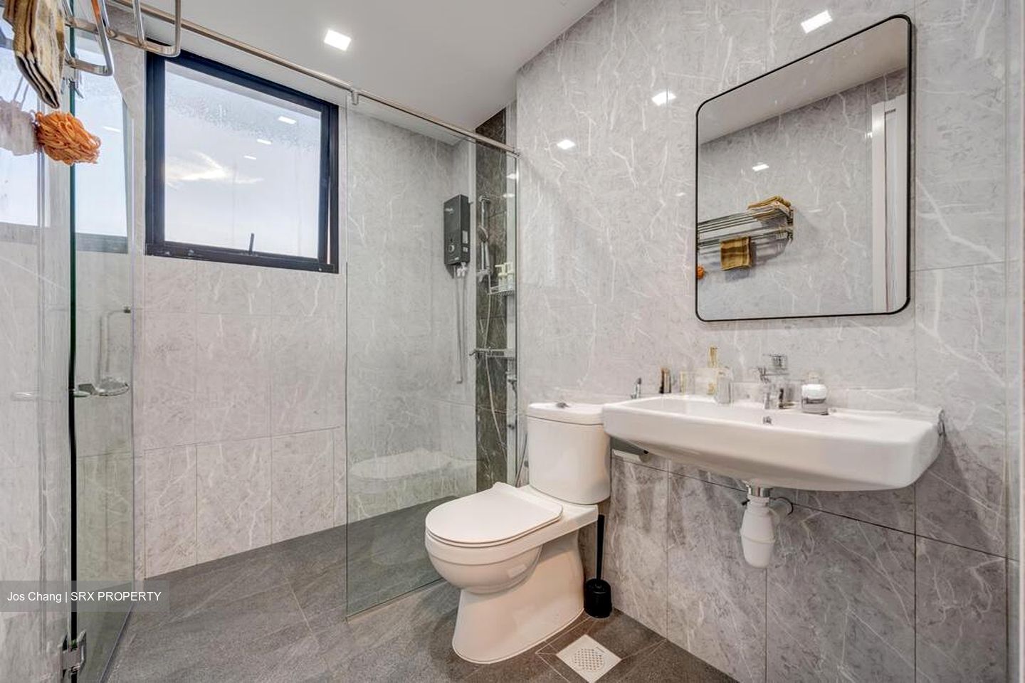 Simsville (D14), Condominium #501631001